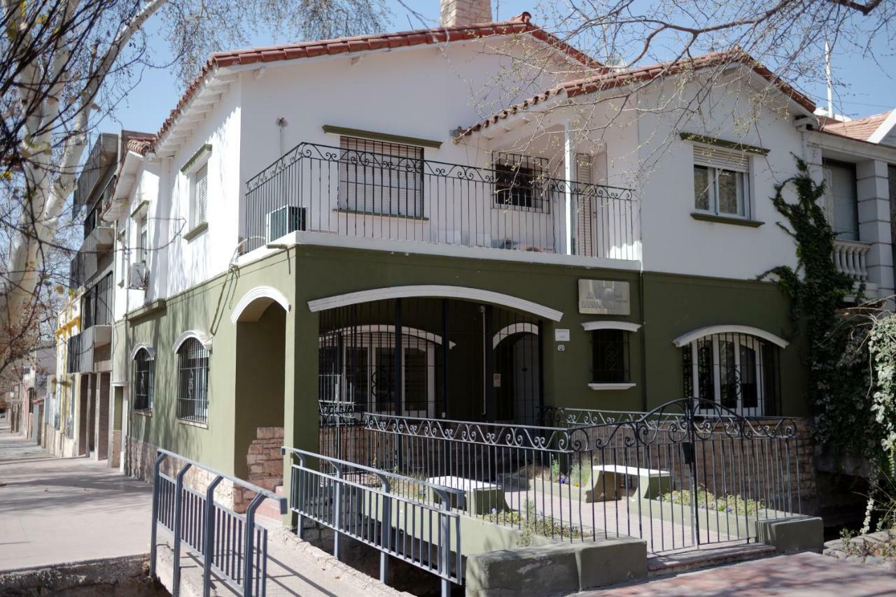 Bed and breakfast Juana Banana 3*